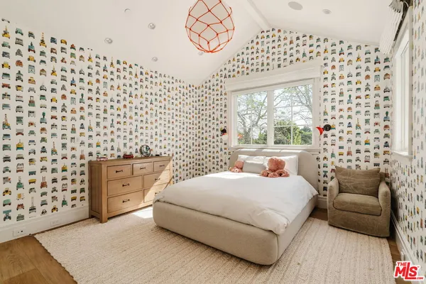 $88,000 | 957 Corsica Drive, Pacific Palisades, CA 90272