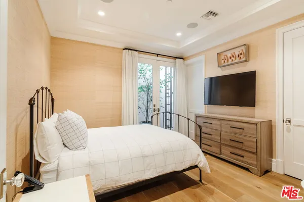 $88,000 | 957 Corsica Drive, Pacific Palisades, CA 90272