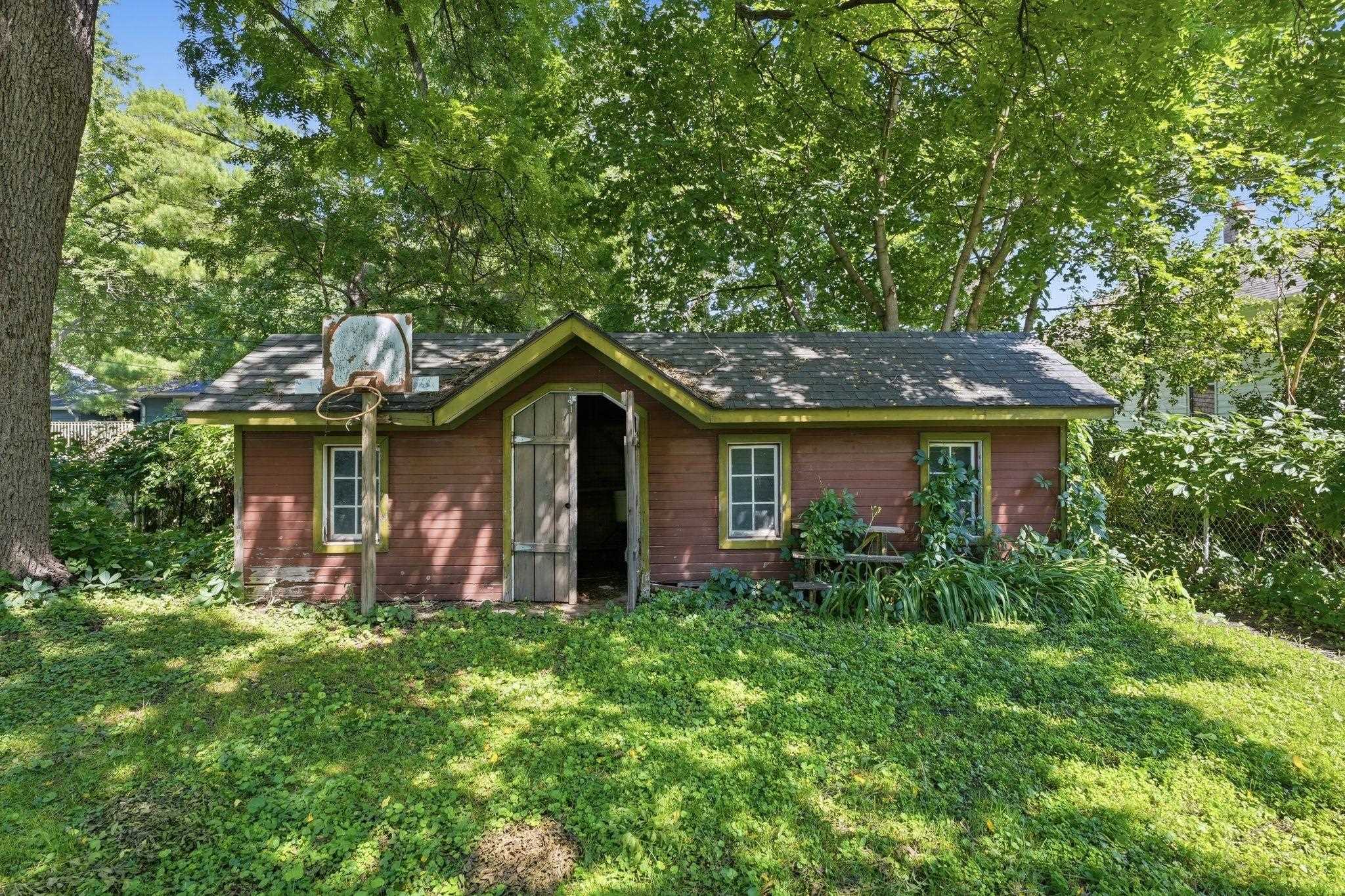 119 Rethke Avenue Madison, WI 53714 - Photo 4 of 36