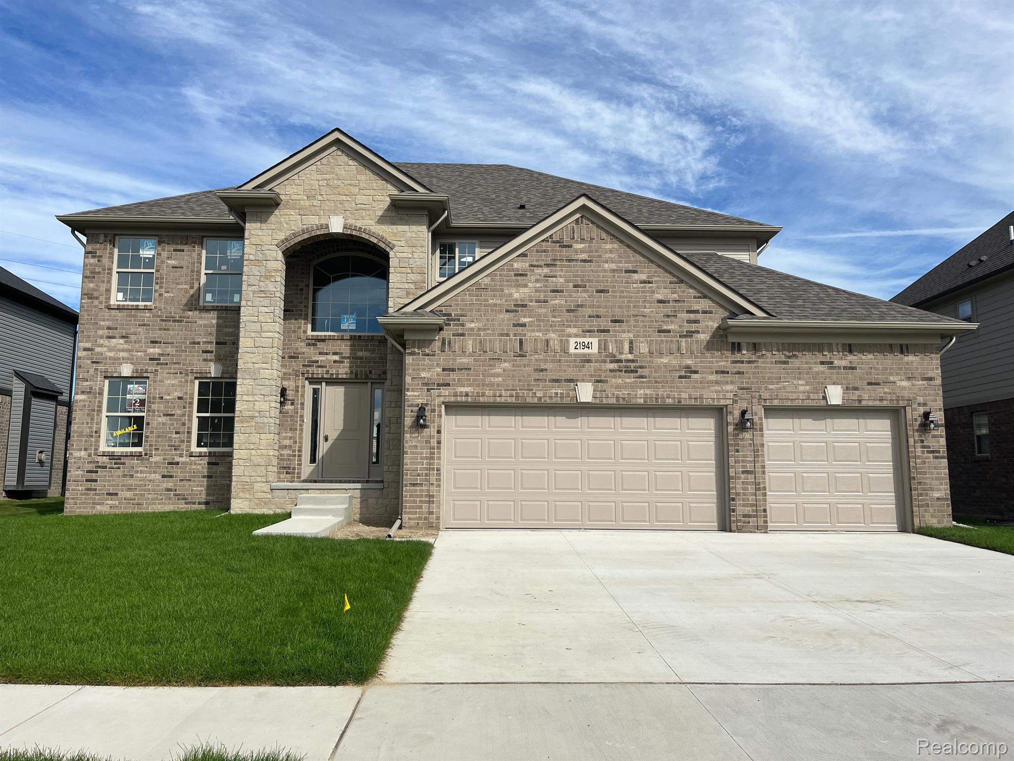21941 Rustic Drive Macomb, MI 48044 - Photo 1 of 52 Gallery Image 1