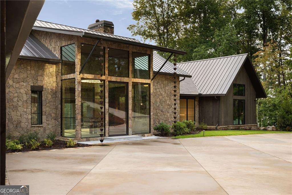 725 Rocky Point Drive Morganton, GA 30560 - Photo 26 of 100