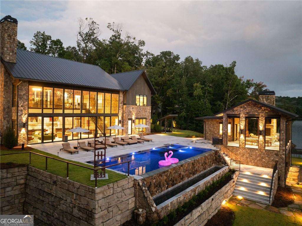 725 Rocky Point Drive Morganton, GA 30560 - Photo 5 of 100