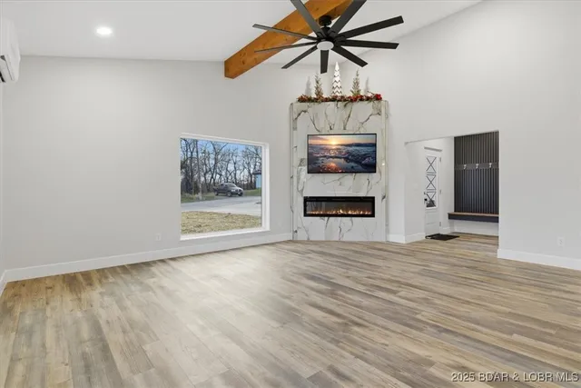 $359,900 | 405 East Lafayette Street, Versailles, MO 65084