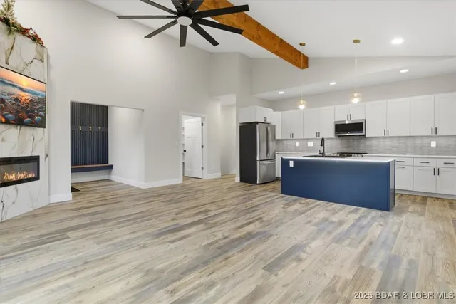 $359,900 | 405 East Lafayette Street, Versailles, MO 65084