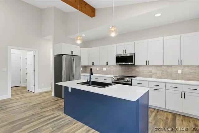 $359,900 | 405 East Lafayette Street, Versailles, MO 65084