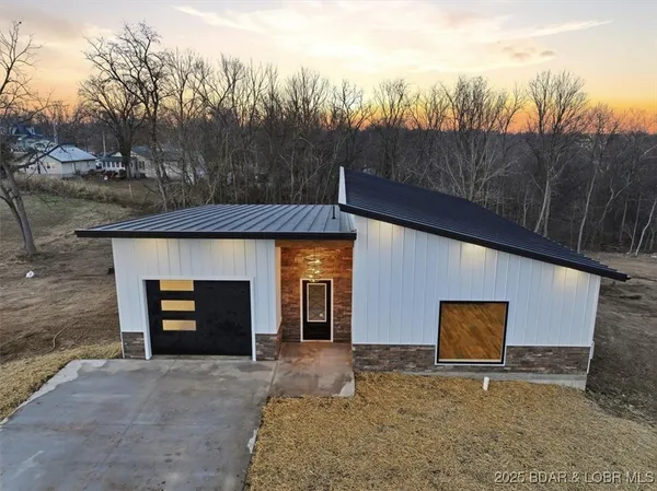 $339,000 | 405 East Lafayette Street, Versailles, MO 65084