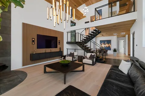 $2,875,000 | 15612 Ski Slope Way, Truckee, CA 96161
