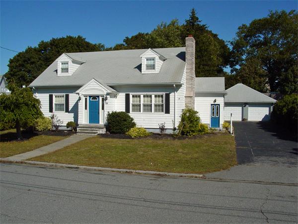 28 Emmett Street Fall River, MA 02721 - Photo 1 of 21