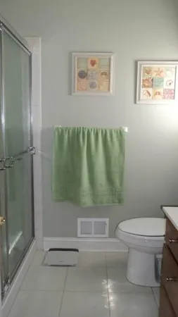 $2,400 | 5 Pondview Circle, Unit 5, Beacon Falls, CT 06403