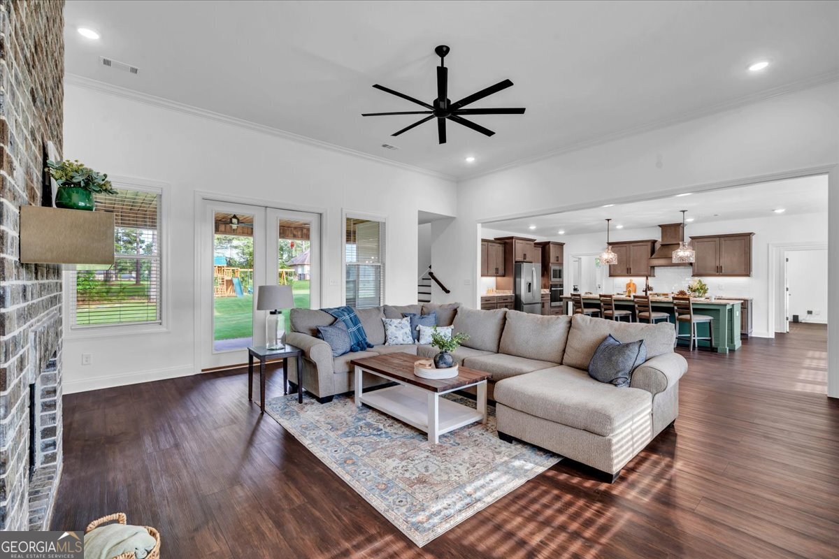4045 Roundtop Circle Perry, GA 31069 - Photo 7 of 73