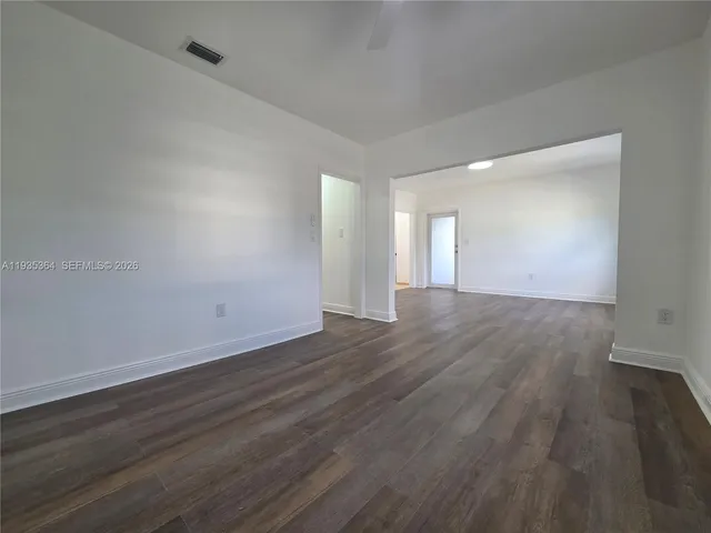 $2,900 | 6240 Southwest 21st Street, Unit 6242, Miami, FL 33155