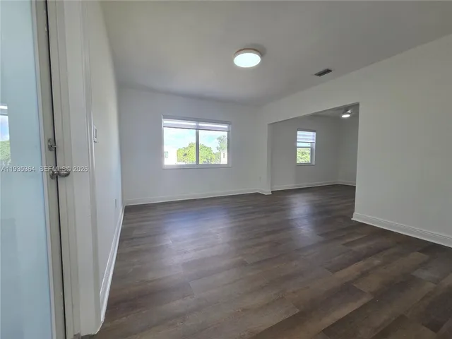 $2,900 | 6240 Southwest 21st Street, Unit 6242, Miami, FL 33155