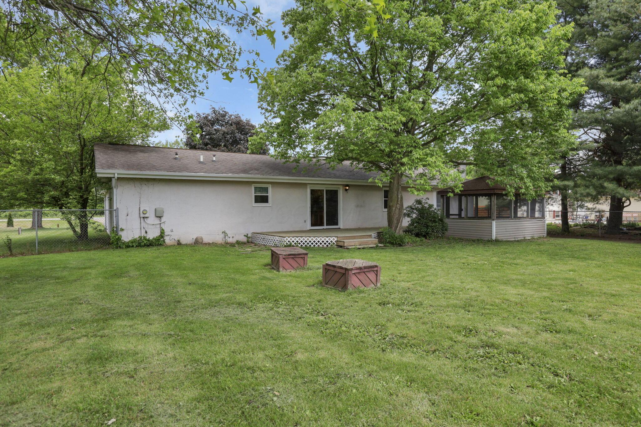 4655 Hayes Road Groveport, OH 43125 - Photo 51 of 85 rear