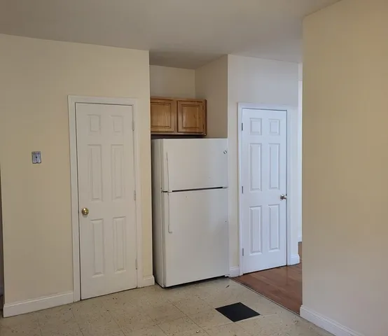 $2,400 | 54 Greendale Road, Unit 2L, Boston, MA 02126