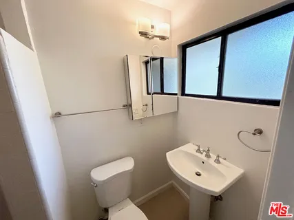 $2,450 | 1148 North Formosa Avenue, Unit 9, West Hollywood, CA 90046