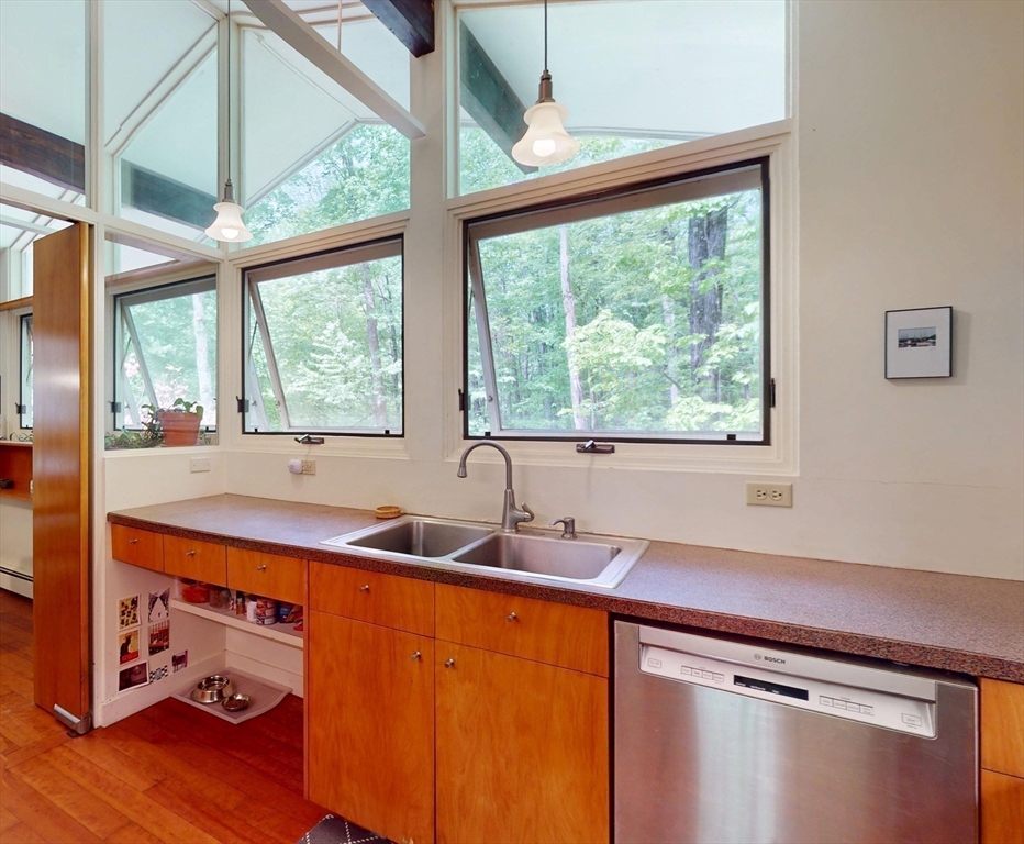 8 Teawaddle Hill Road Leverett, MA 01054 - Photo 10 of 40