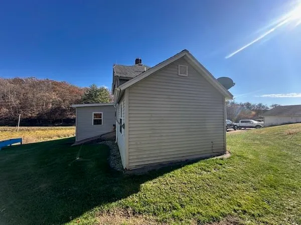 $850,000 | 1906 Squirrel Hill Road, Hollandale, WI 53544