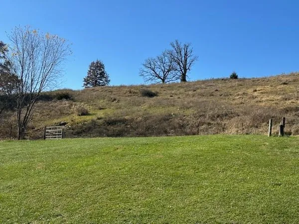 $850,000 | 1906 Squirrel Hill Road, Hollandale, WI 53544