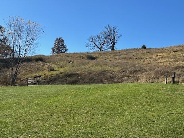 1906 Squirrel Hill Road Hollandale, WI 53544 - Photo 24 of 87