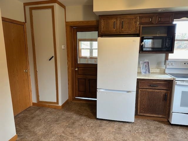 1906 Squirrel Hill Road Hollandale, WI 53544 - Photo 32 of 87