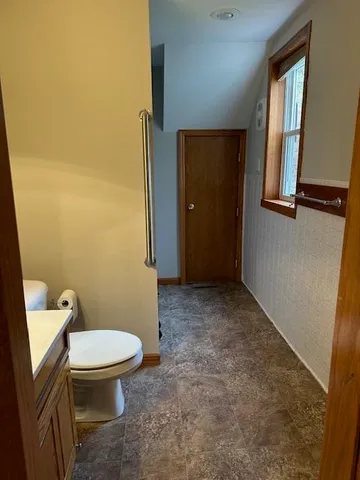 $850,000 | 1906 Squirrel Hill Road, Hollandale, WI 53544