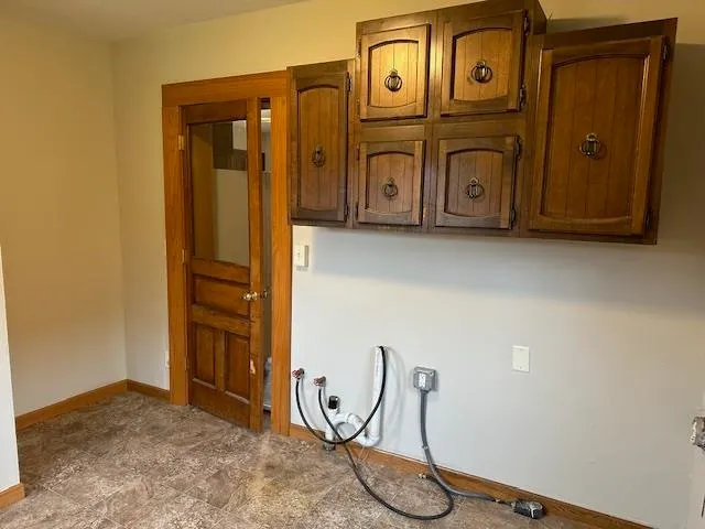 $850,000 | 1906 Squirrel Hill Road, Hollandale, WI 53544