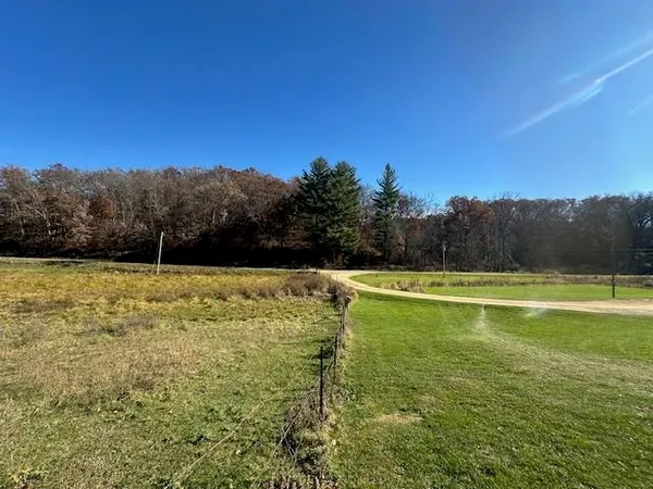 $850,000 | 1906 Squirrel Hill Road, Hollandale, WI 53544