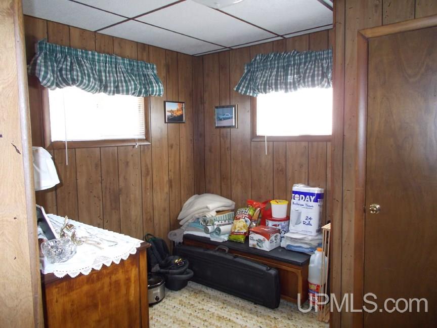 2218 Co Road Gulliver, MI 49840 - Photo 15 of 20
