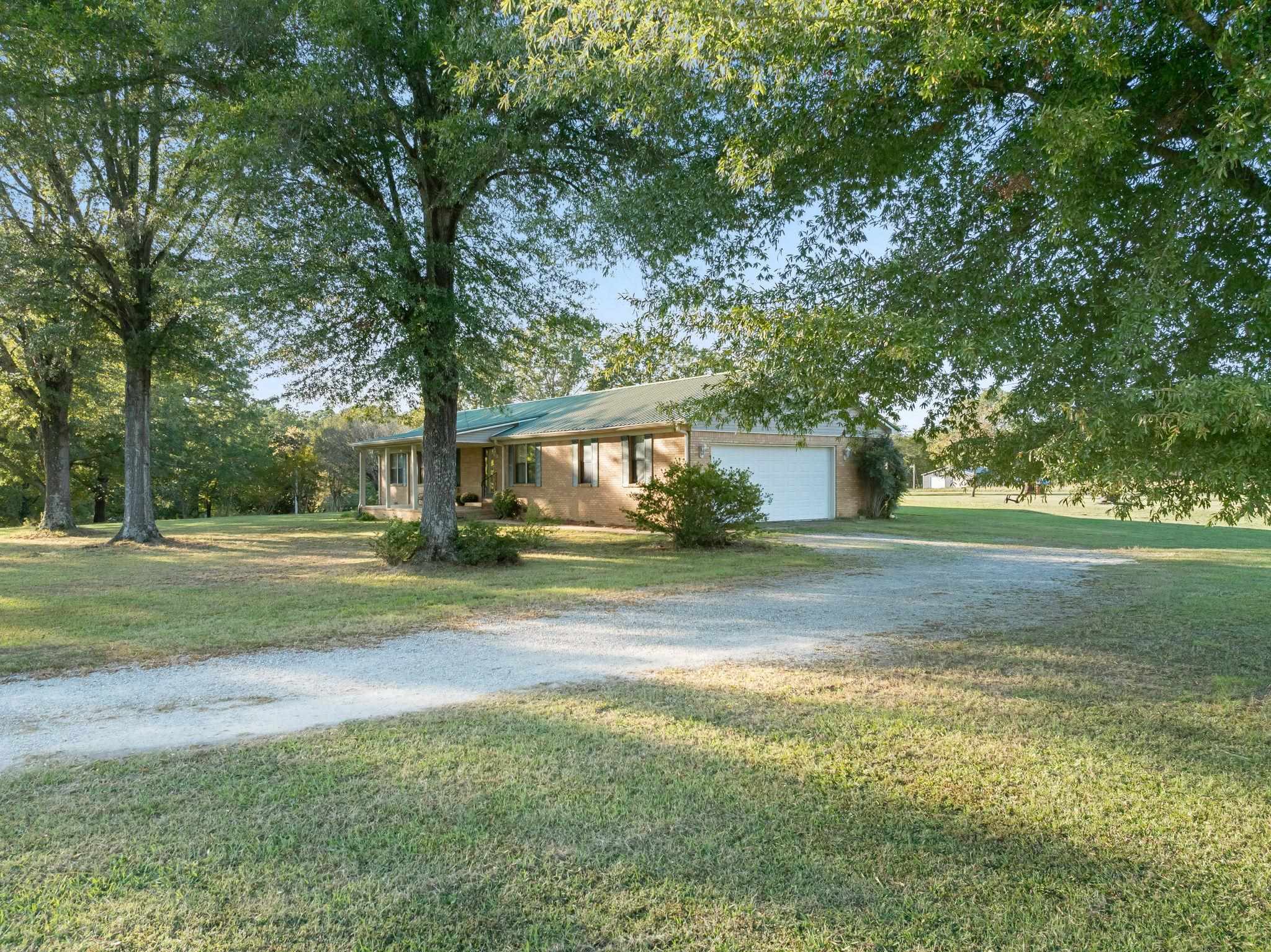 11 Barnstable Road Corinth, MS 38834 - Photo 5 of 40 a view of big yard next to a yard