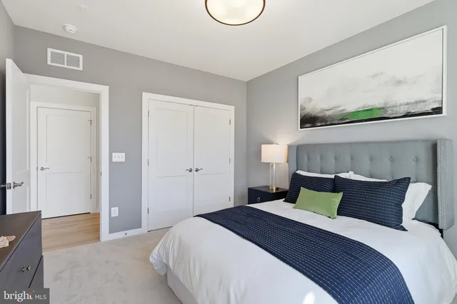 $499,990 | 17806 Southern Shrs Drive, Dumfries, VA 22026