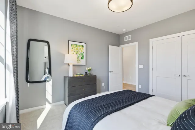 $499,990 | 17806 Southern Shrs Drive, Dumfries, VA 22026