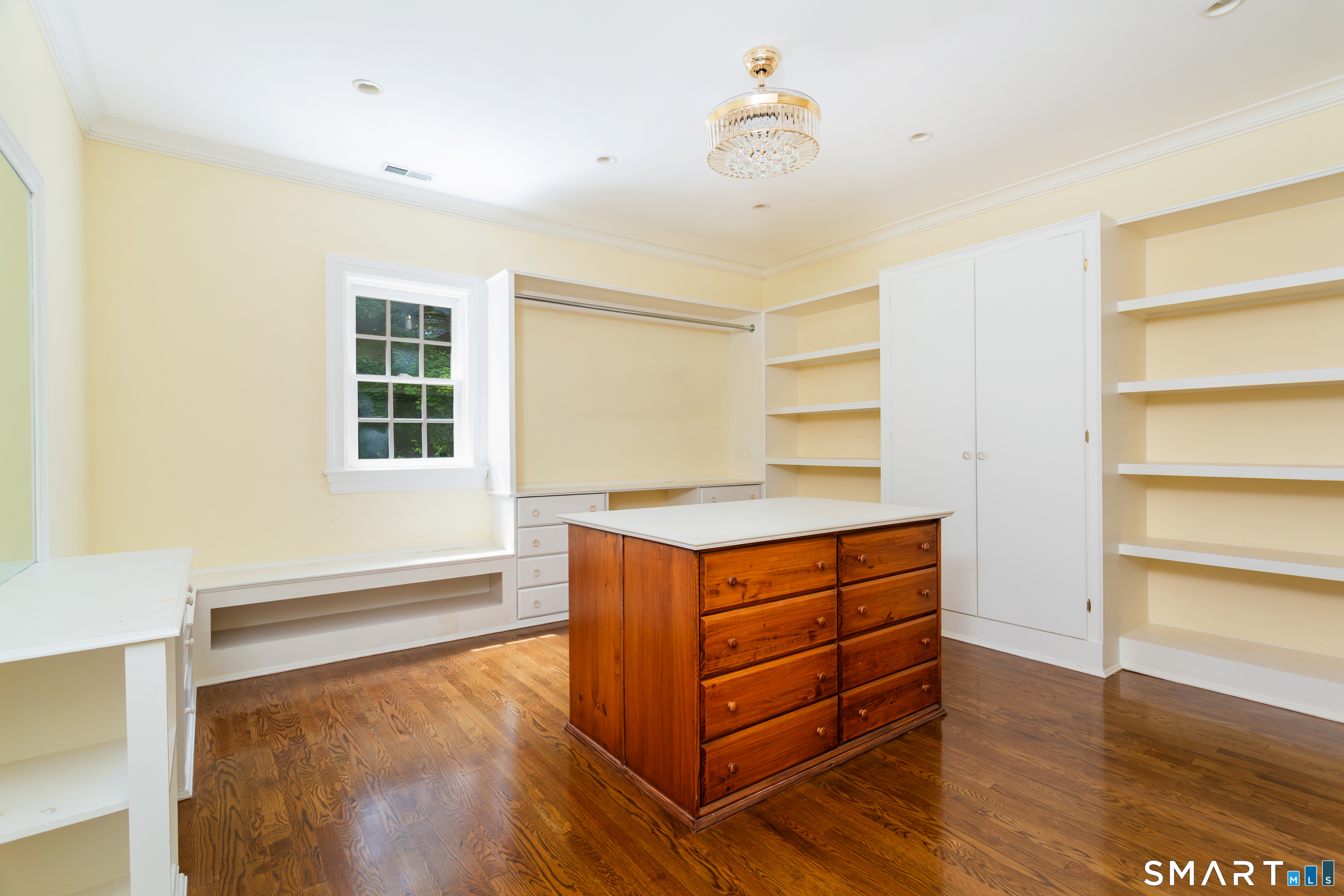7 Old Hyde Road Weston, CT 06883 - Photo 22 of 40 Primary Closet