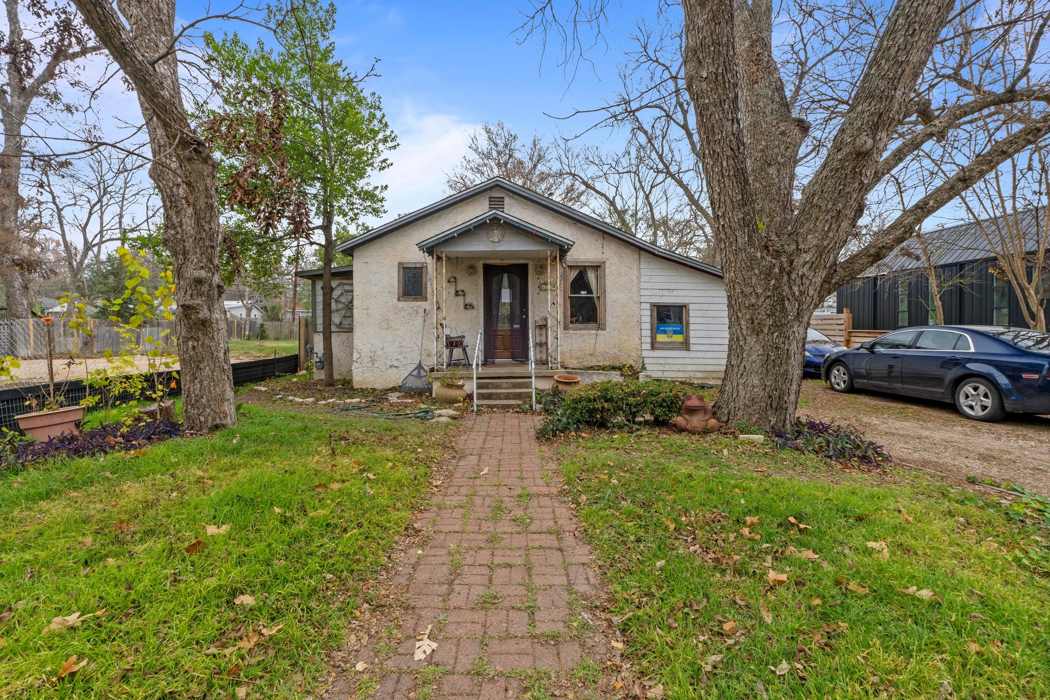 4519 Avenue D Austin, TX 78751 - Photo 1 of 18 Bungalow-style home featuring a porch