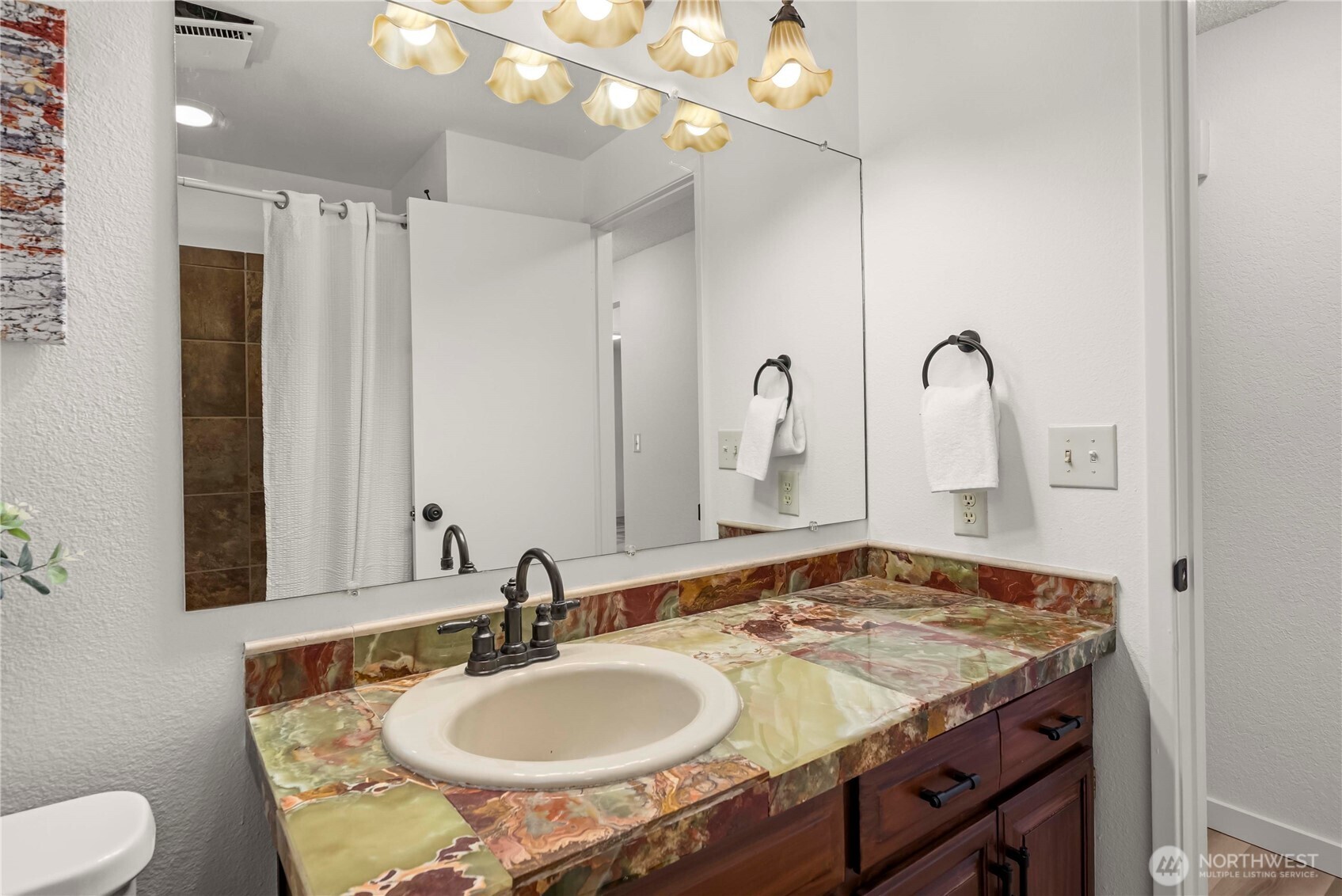 27243 33rd Place South Kent, WA 98032 - Photo 10 of 30