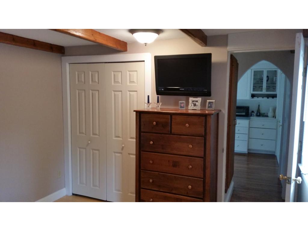 13 Riverside Drive Fremont, NH 03044 - Photo 8 of 15