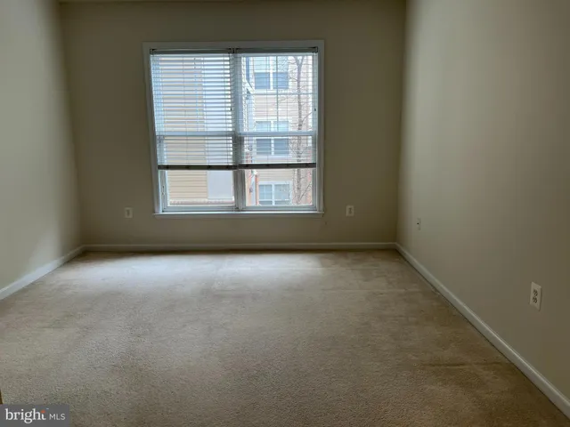 $2,200 | 3840 Lightfoot Street, Unit 240, Chantilly, VA 20151