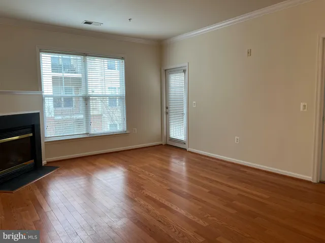 $2,200 | 3840 Lightfoot Street, Unit 240, Chantilly, VA 20151