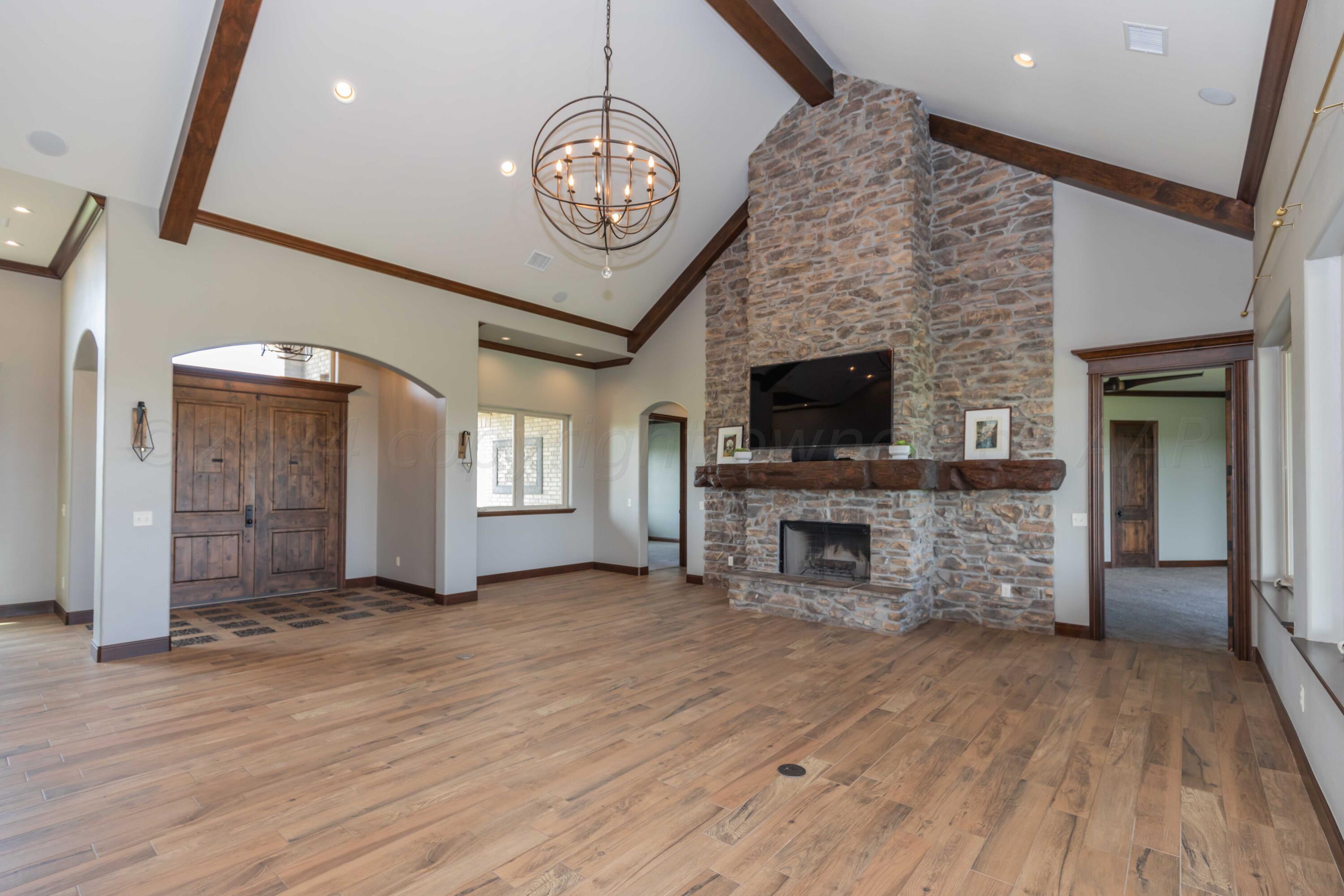 7701 East Lake View Road Amarillo, TX 79118 - Photo 21 of 96 LIVING ROOM VIEW 6