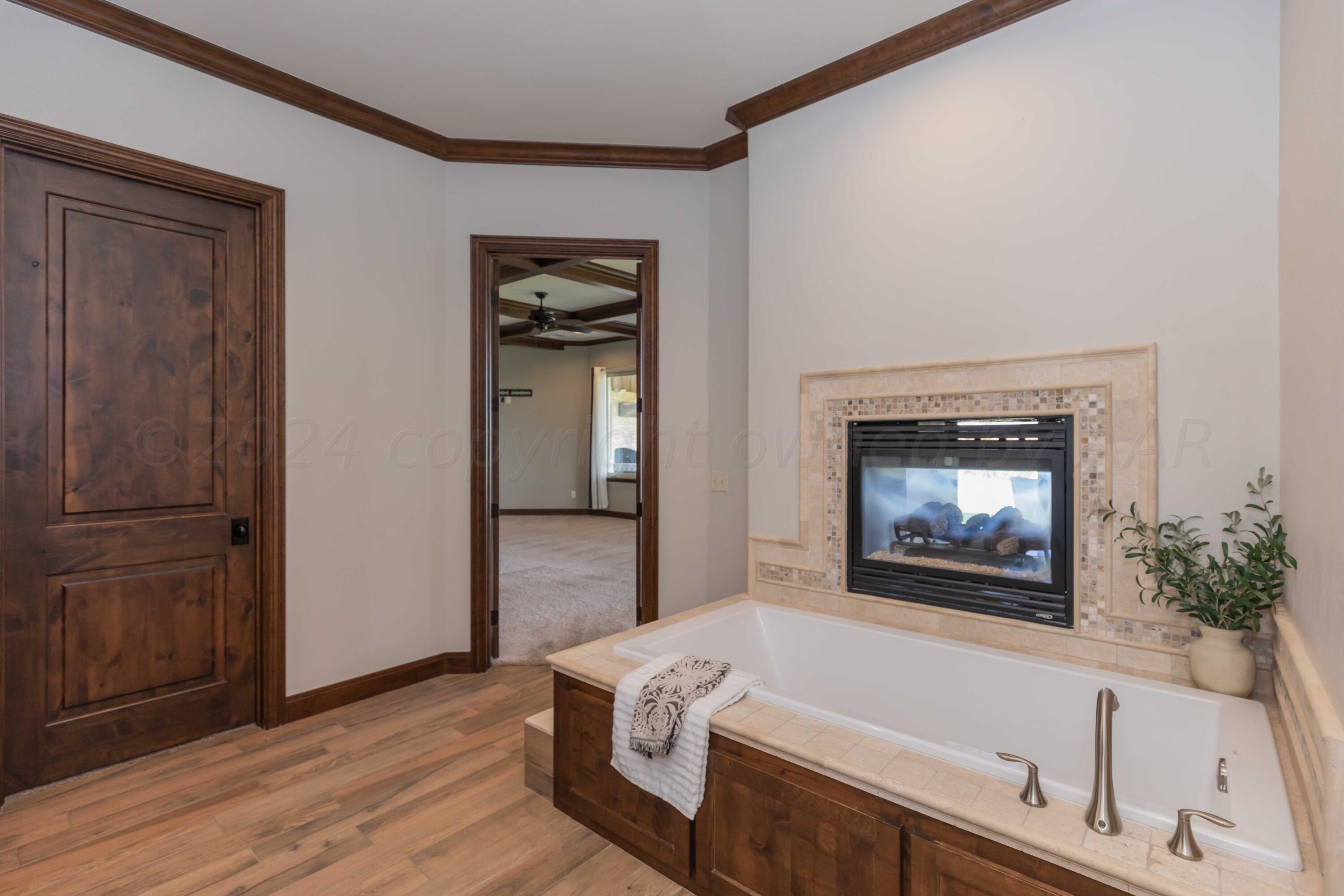 7701 East Lake View Road Amarillo, TX 79118 - Photo 48 of 96 MASTER BATH VIEW 7