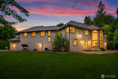 $1,890,000 | 3229 115th Avenue Southeast, Snohomish, WA 98290