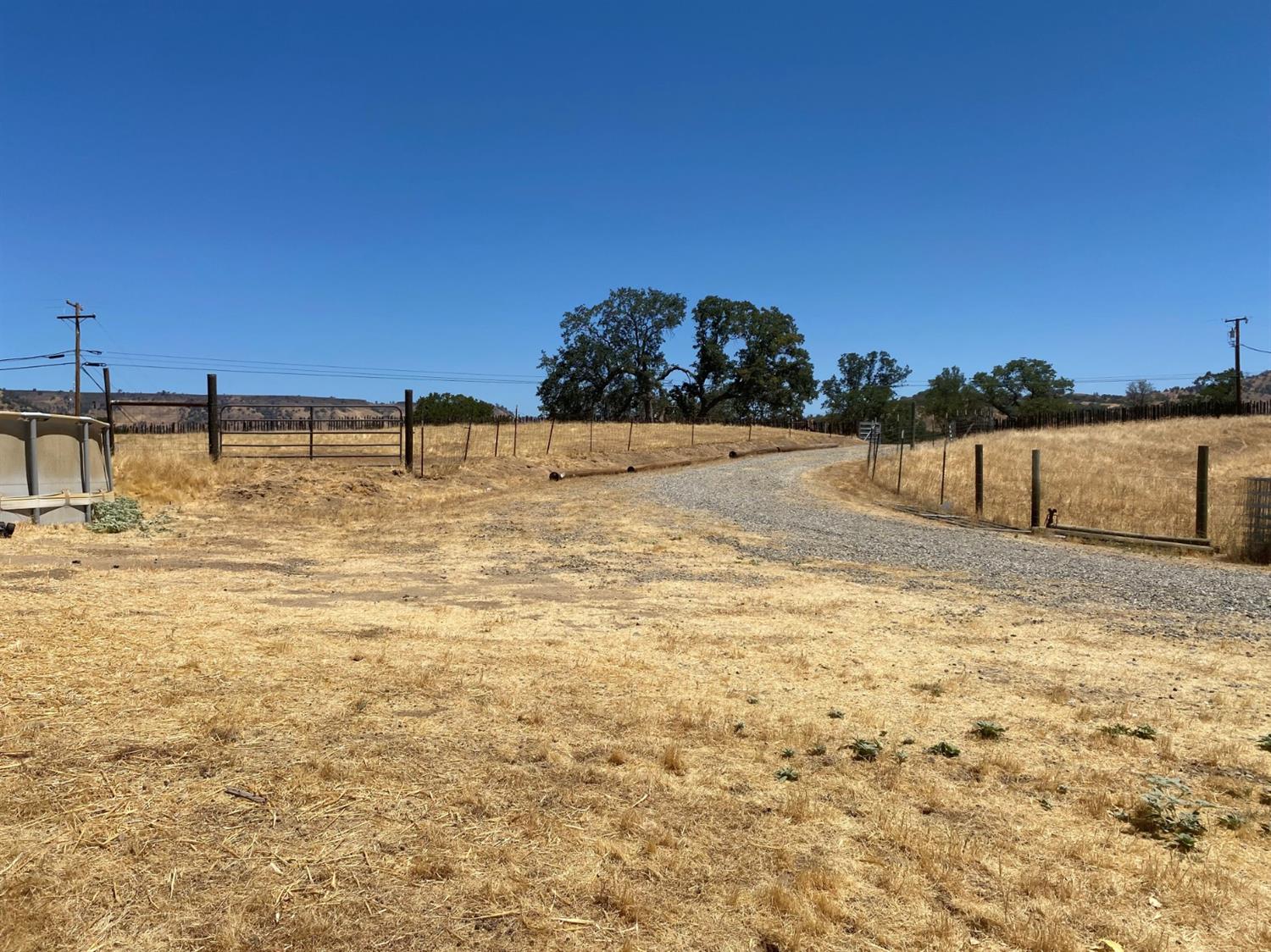 22208 Frontier Road Clovis, CA 93619 - Photo 16 of 23 Gallery Image 16