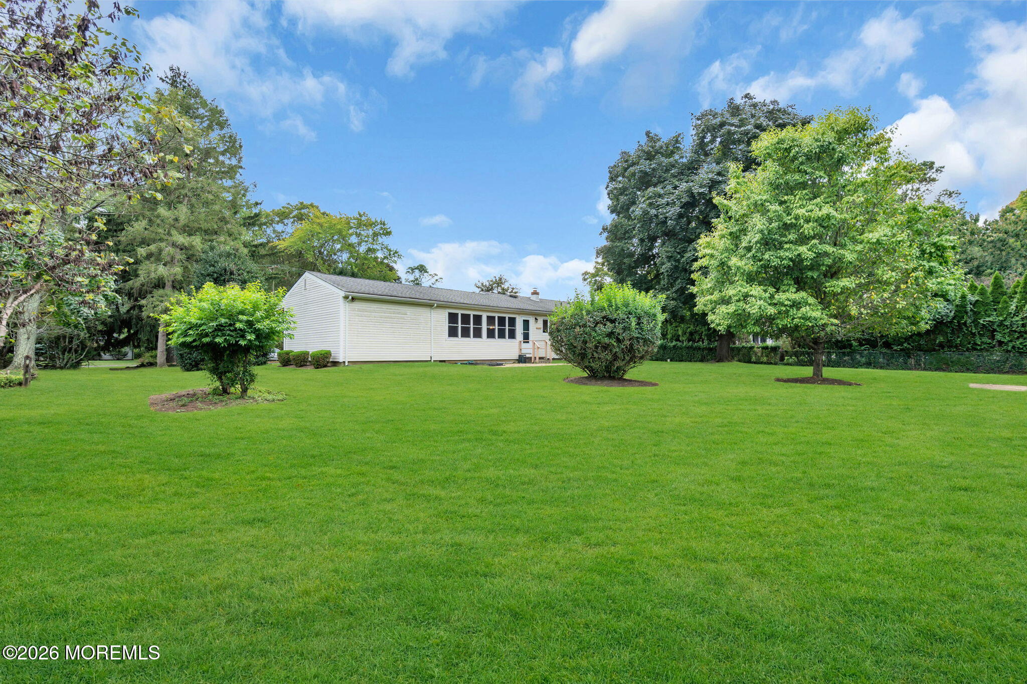 27 Wyckham Road Tinton Falls, NJ 07724 - Photo 38 of 46 60-web-or-mls-DSC00728-1