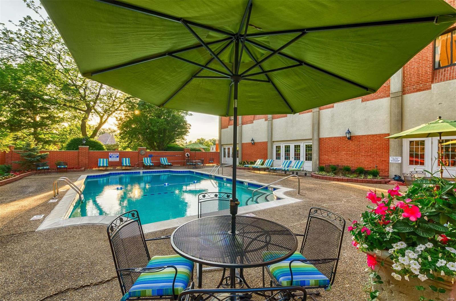 816 South Hanley Road, Unit 12A St. Louis, MO 63105 - Photo 11 of 12 Gallery Image 11