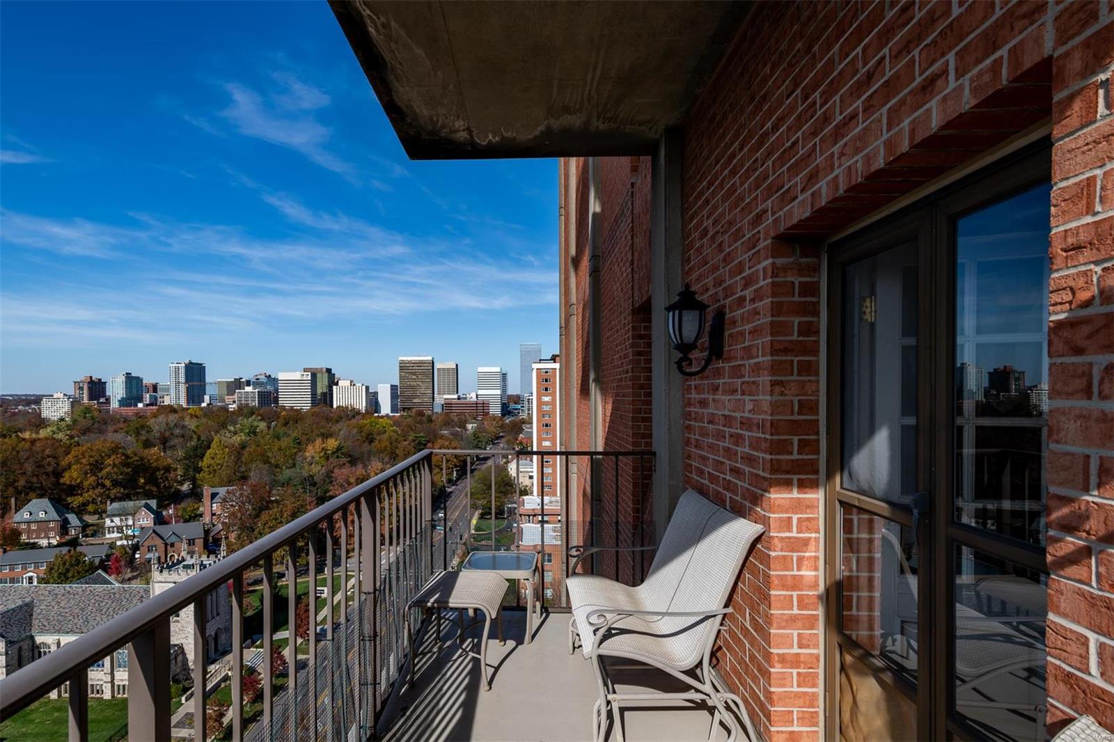 816 South Hanley Road, Unit 12A St. Louis, MO 63105 - Photo 6 of 12 Gallery Image 6