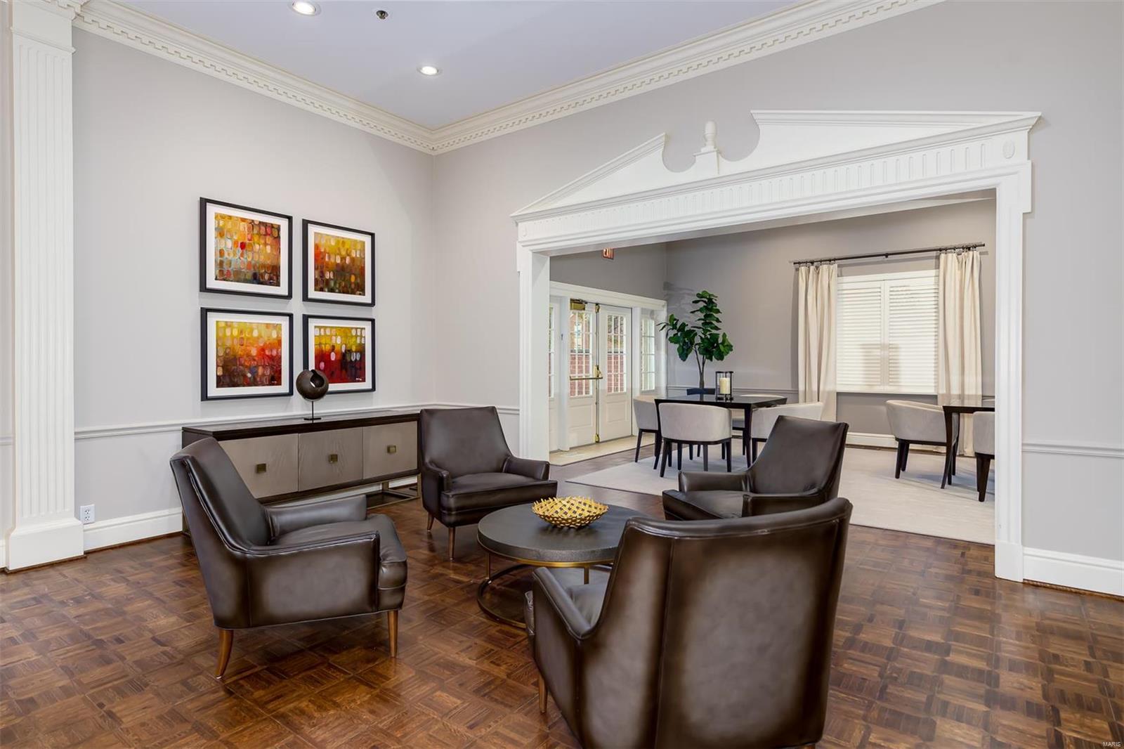 816 South Hanley Road, Unit 12A St. Louis, MO 63105 - Photo 9 of 12 Gallery Image 9