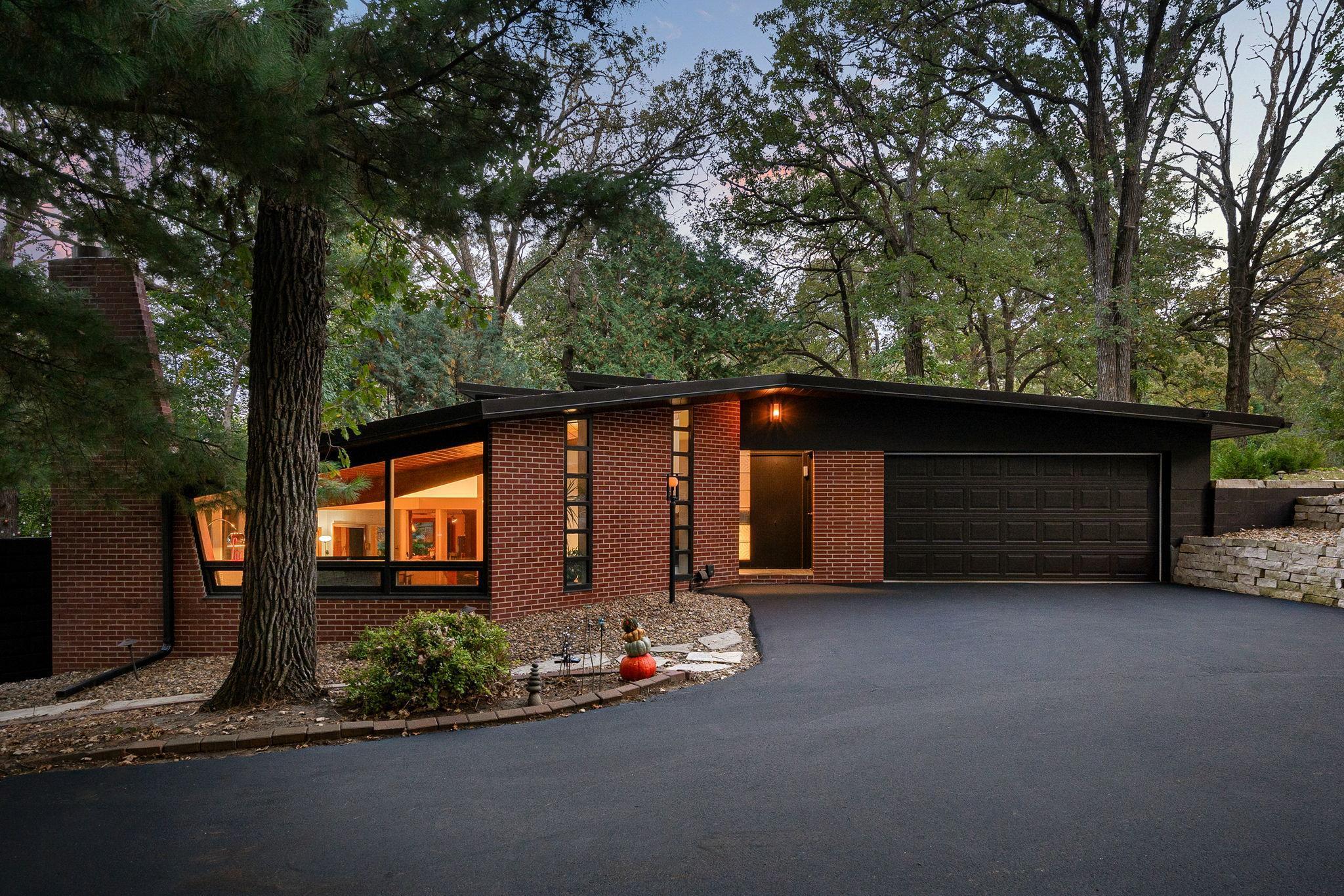 1810 11th Avenue Southwest Austin, MN 55912 - Photo 1 of 1