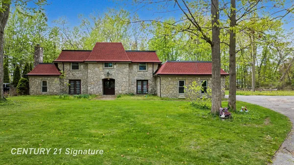 $469,900 | 3463 Highland Drive, Bay City, MI 48706