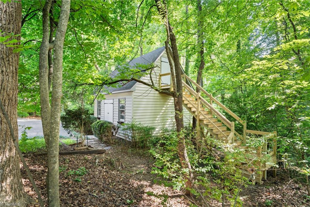 2460 Vincent Road Winston-Salem, NC 27106 - Photo 2 of 41