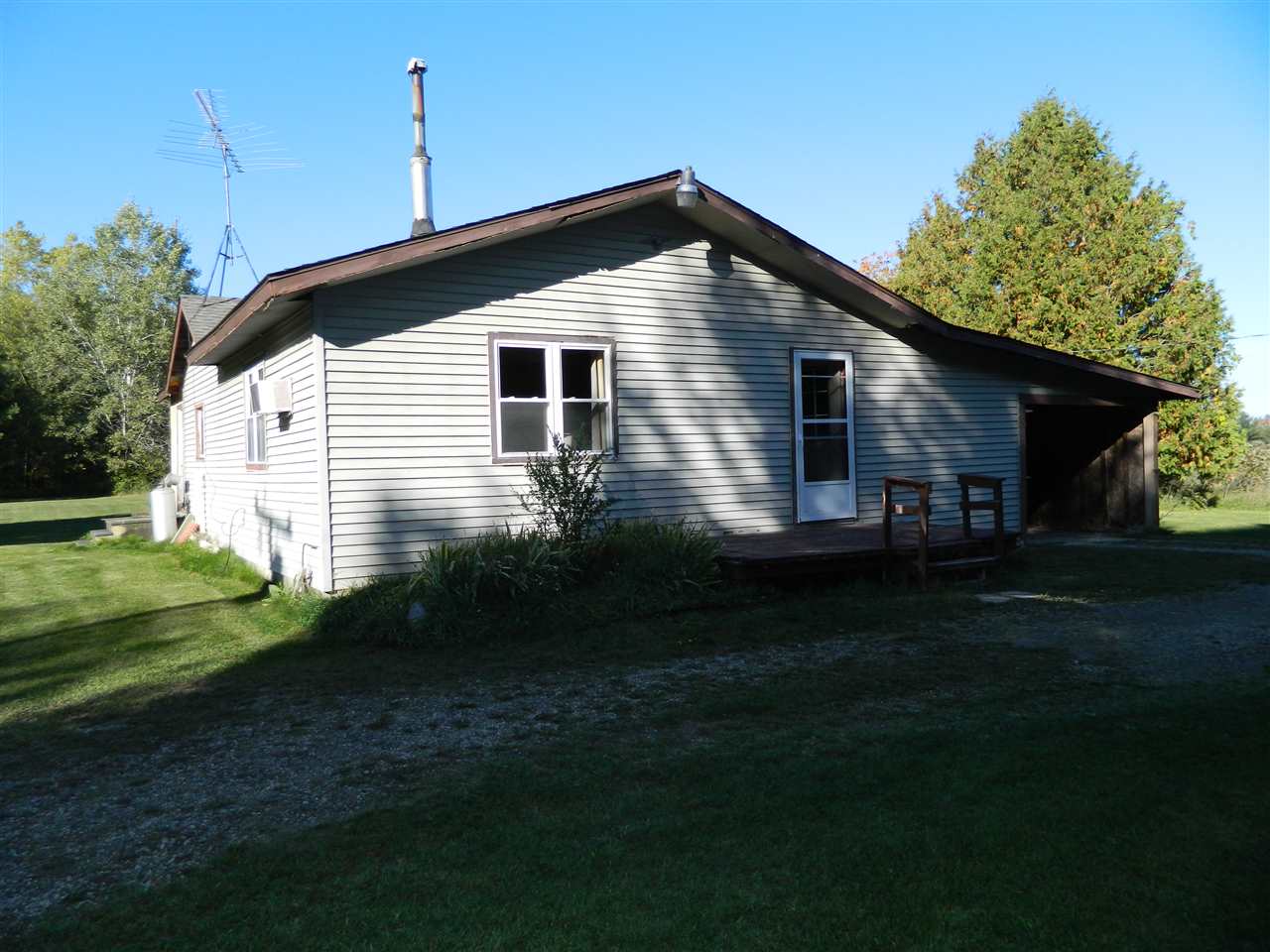 262 West Lagrant Road Twining, MI 48766 - Photo 22 of 27 1880745-21.JPG