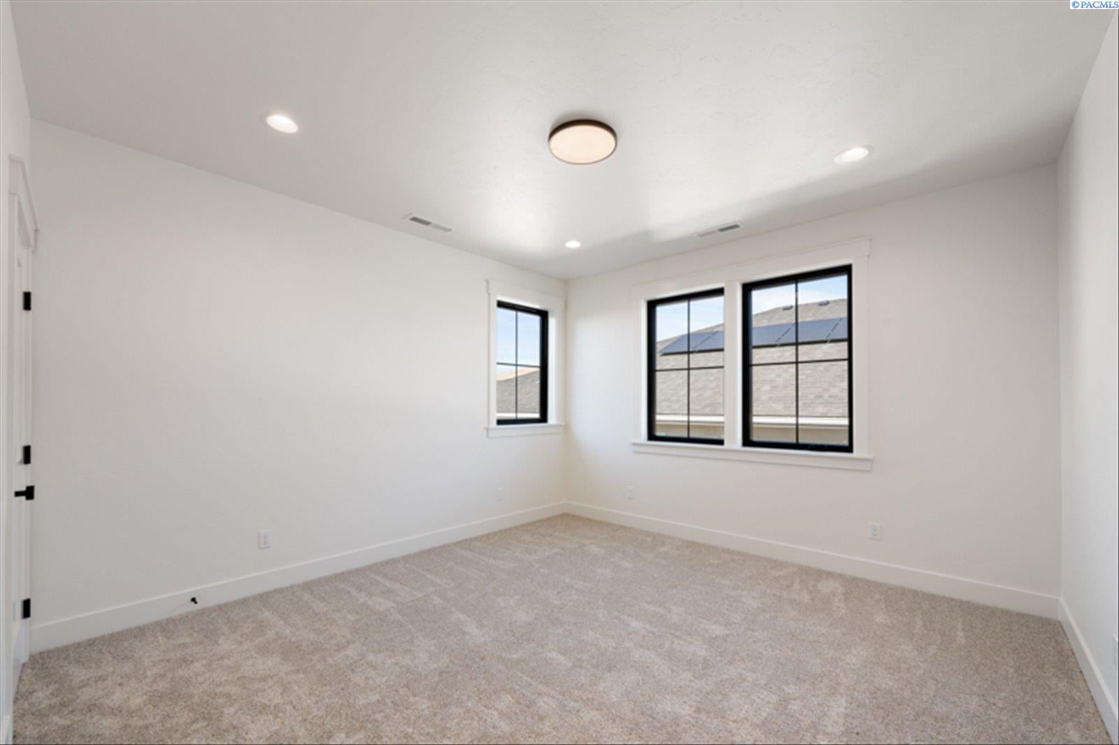 4127 East Clover Road Richland, WA 99352 - Photo 44 of 50 Gallery Image 44